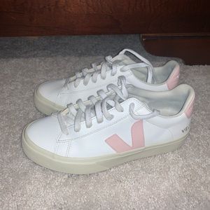 Veja Campo Sneakers-Pink and White